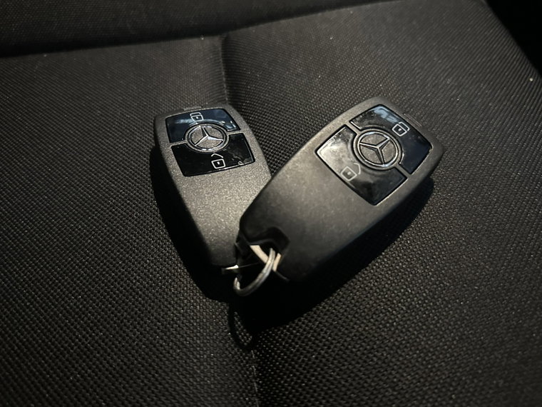 Vehicle Image 24