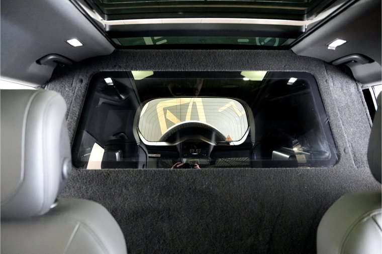 Vehicle Image 36