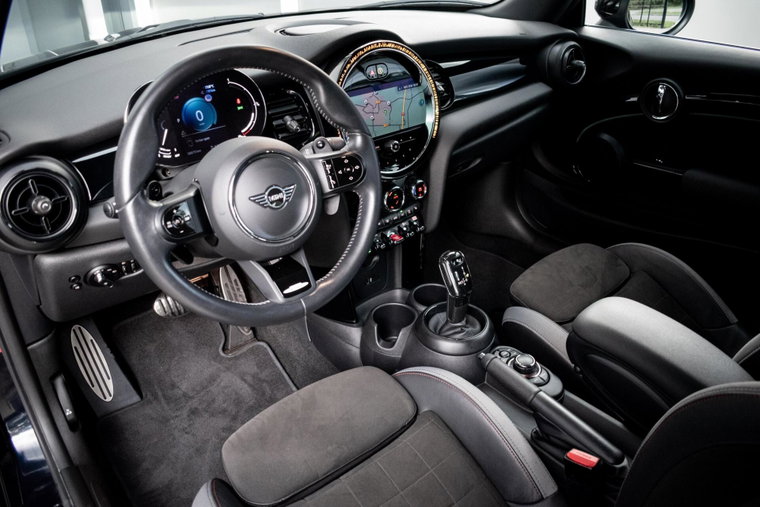 Vehicle Image 50