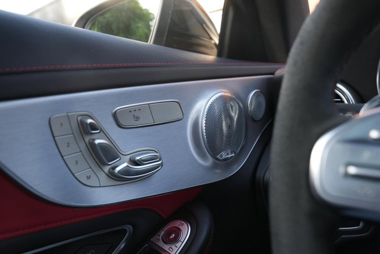 Vehicle Image 39