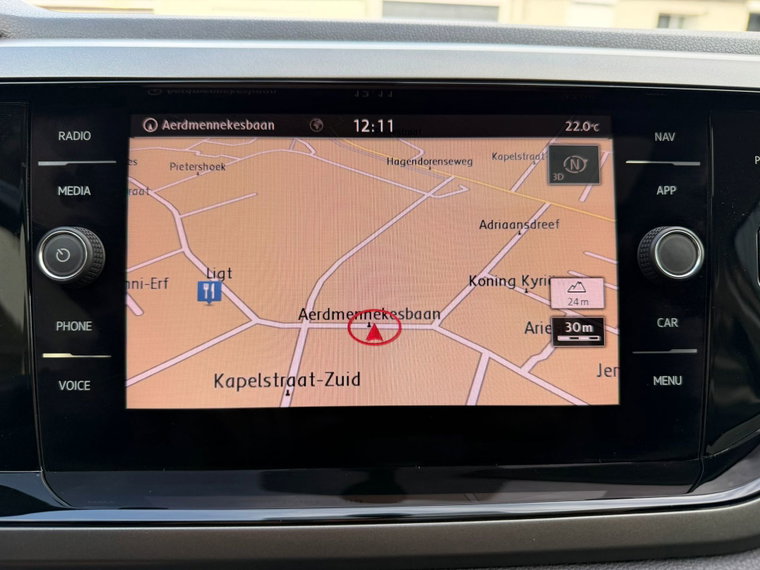 Vehicle Image 8
