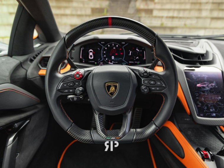 Vehicle Image 33