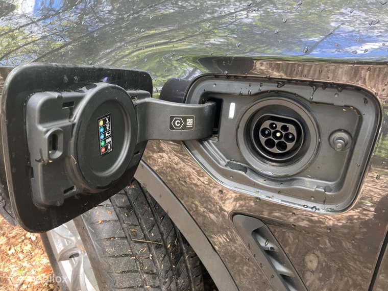 Vehicle Image 19