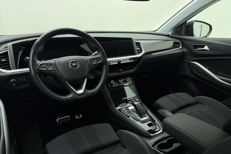 Vehicle Image 15