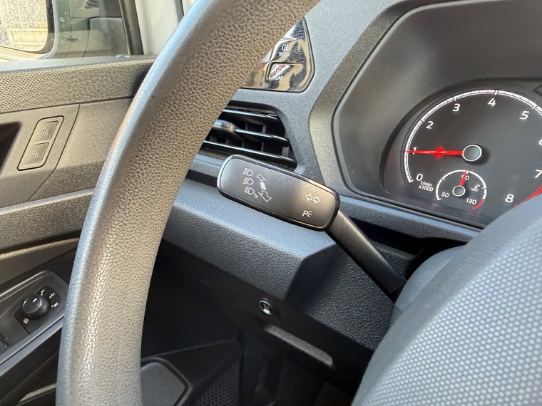 Vehicle Image 27