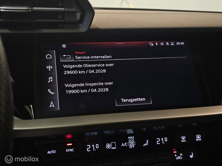 Vehicle Image 35