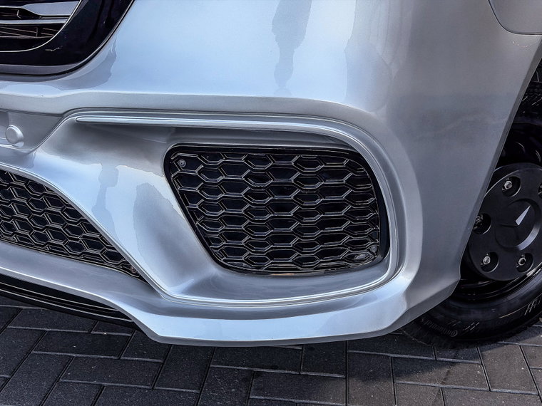 Vehicle Image 35