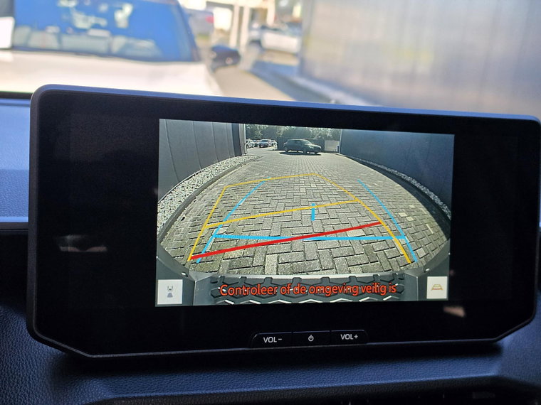 Vehicle Image 37