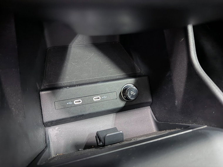 Vehicle Image 39