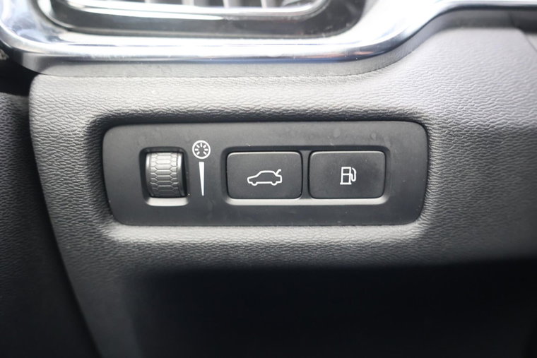 Vehicle Image 28