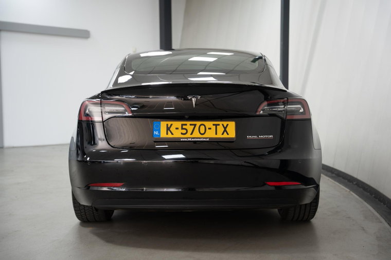 Vehicle Image 45