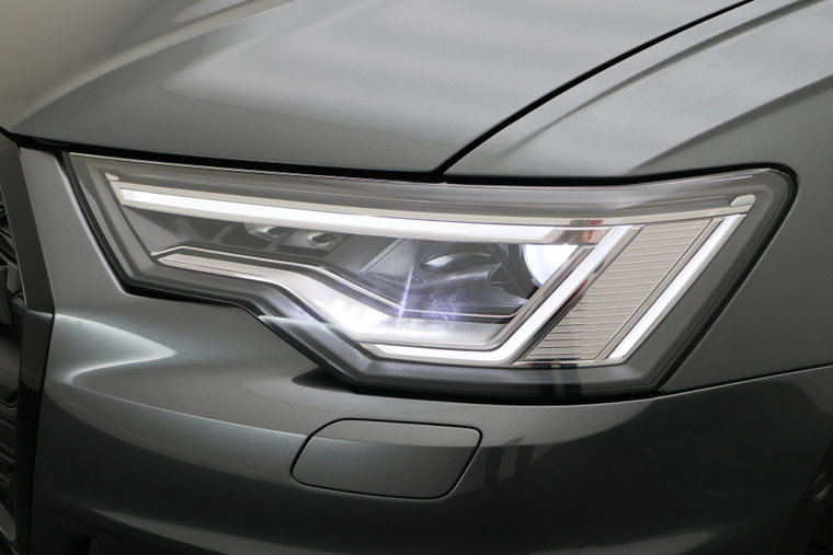 Vehicle Image 30