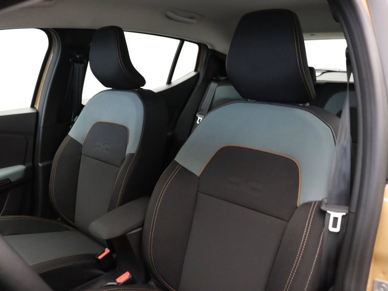 Vehicle Image 39