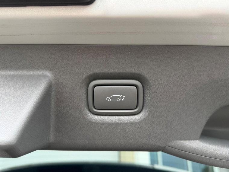 Vehicle Image 29