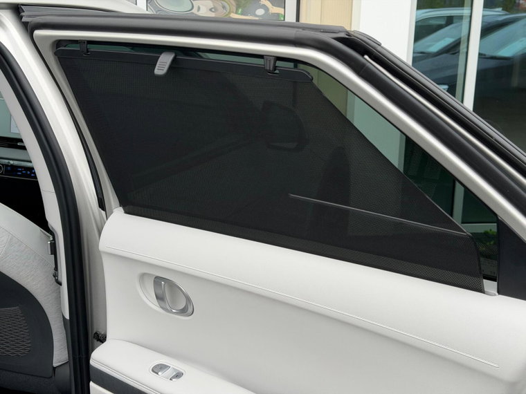Vehicle Image 35