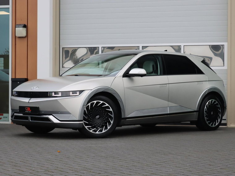 Vehicle Image 60