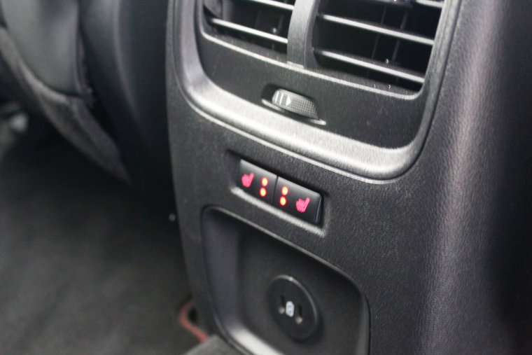 Vehicle Image 26