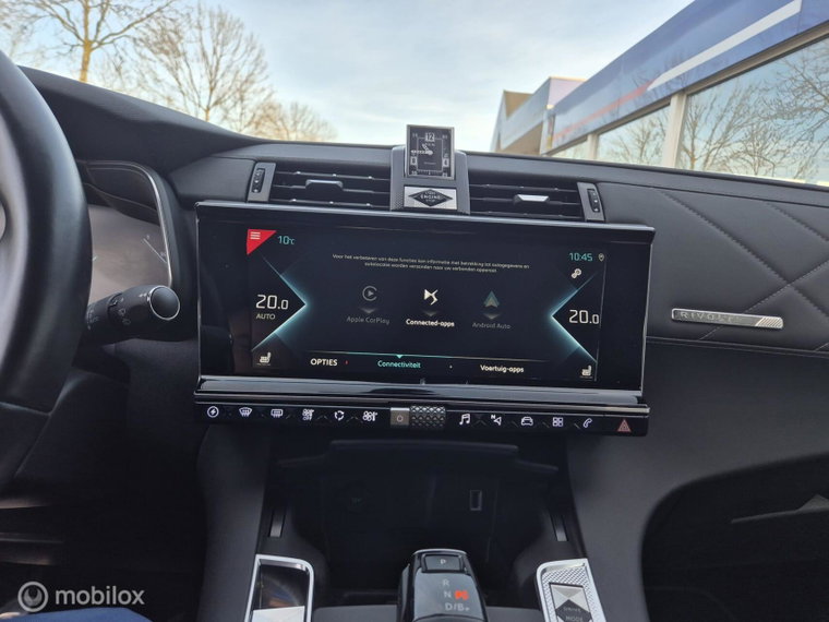 Vehicle Image 26
