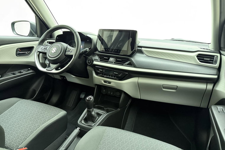Vehicle Image 14