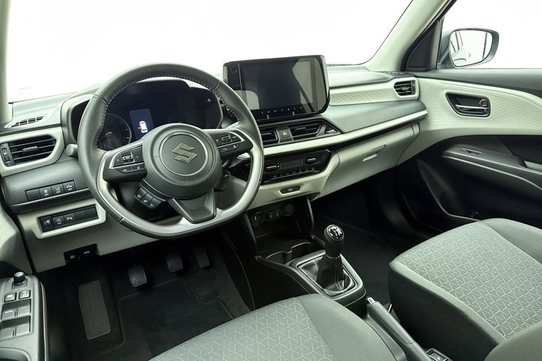 Vehicle Image 16