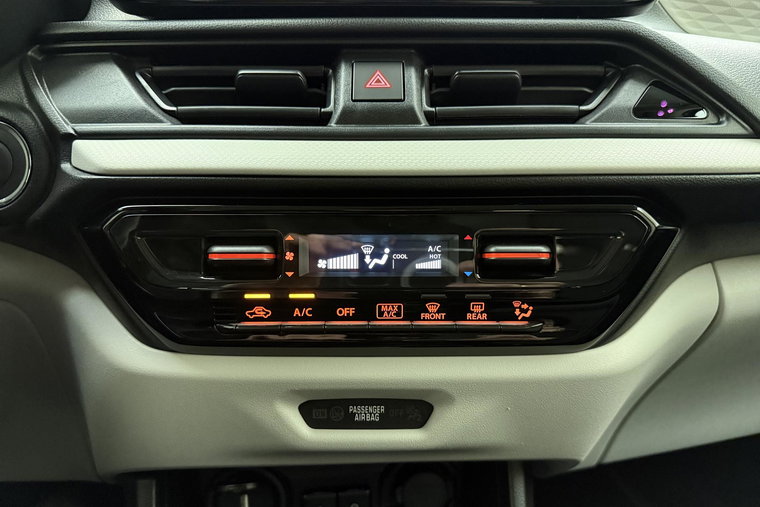 Vehicle Image 26