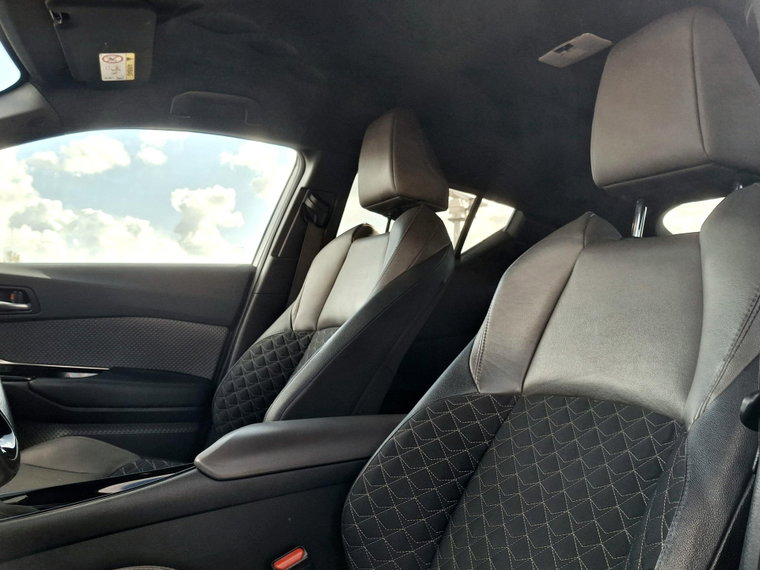 Vehicle Image 36