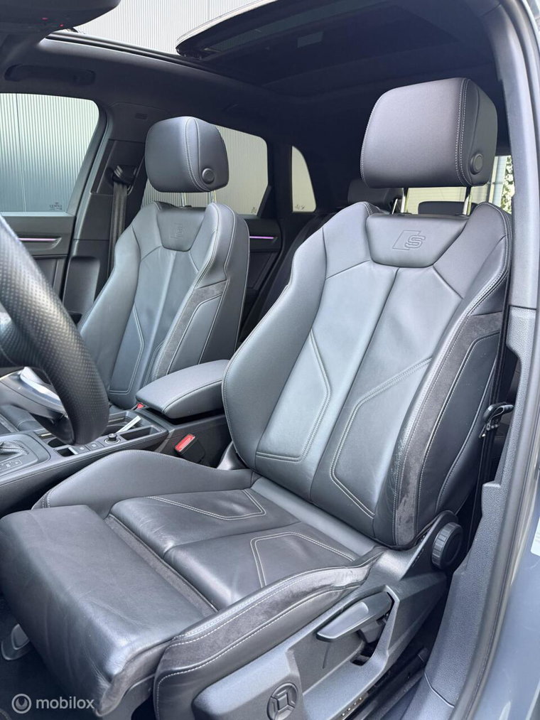 Vehicle Image 40