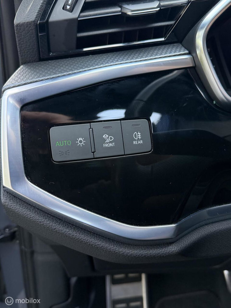 Vehicle Image 41