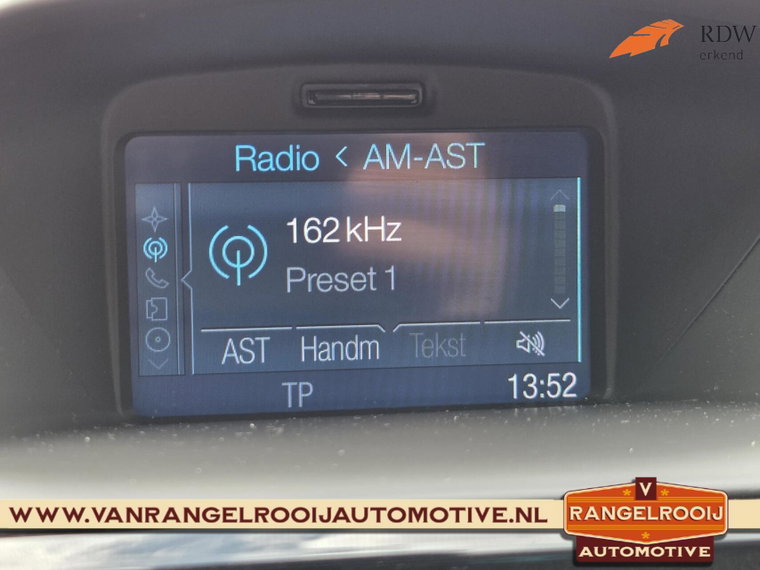 Vehicle Image 48