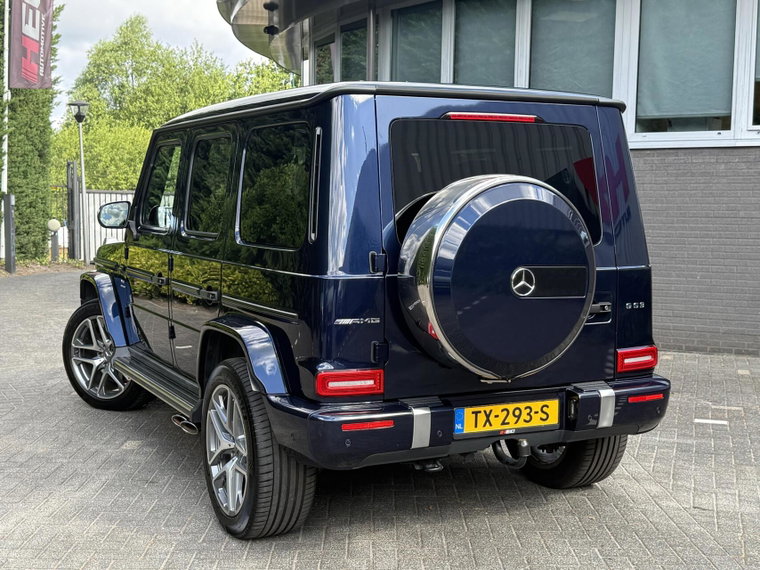 Vehicle Image 6
