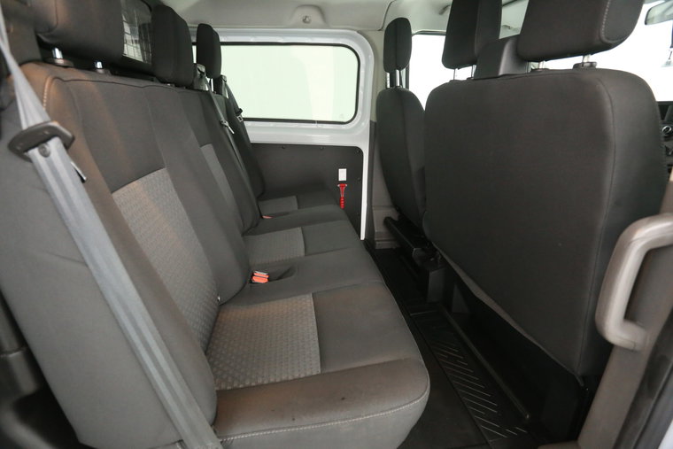 Vehicle Image 23