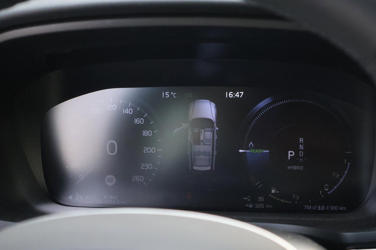 Vehicle Image 13