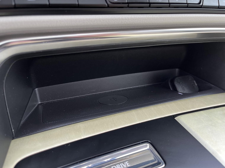 Vehicle Image 33