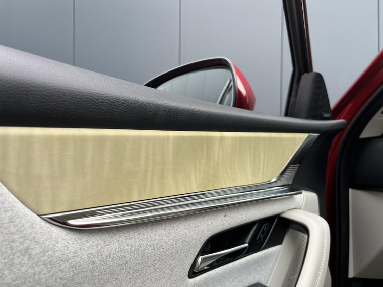 Vehicle Image 37