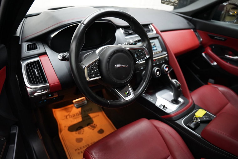 Vehicle Image 35
