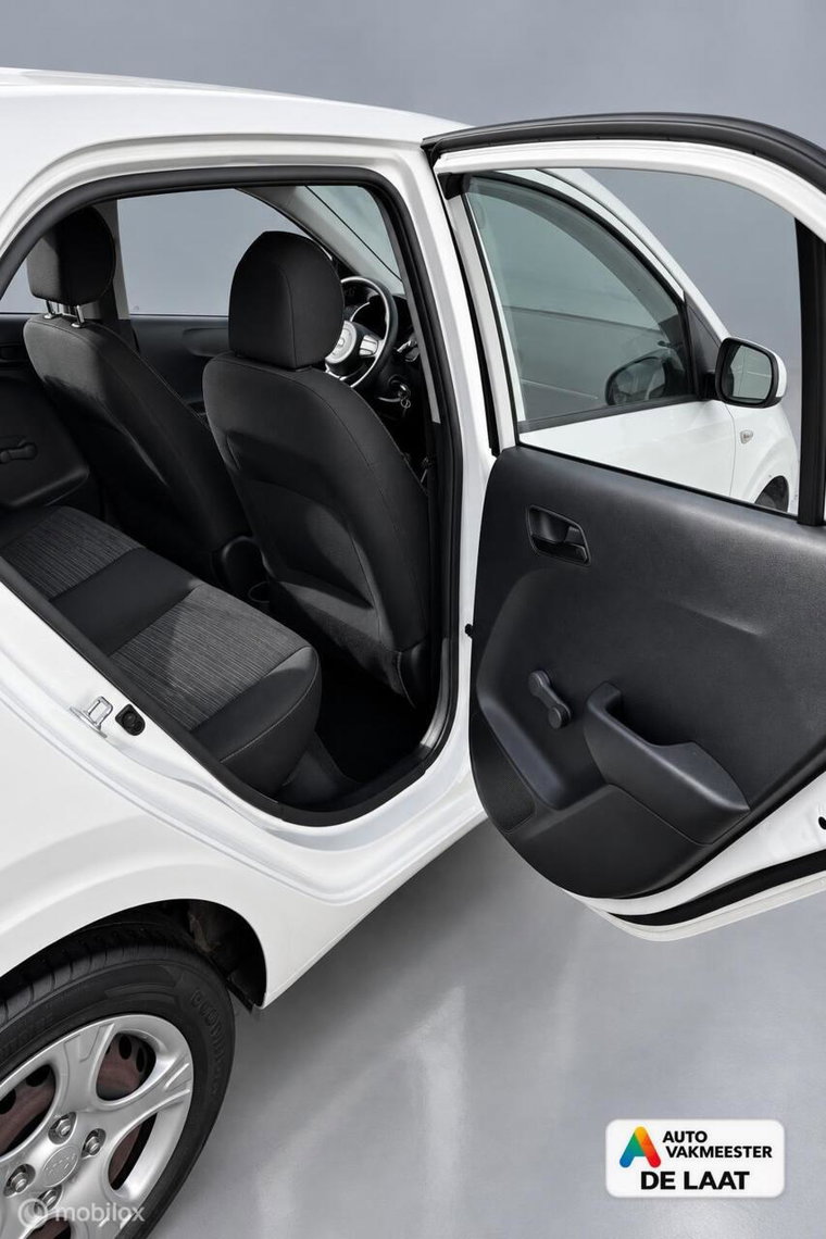 Vehicle Image 20
