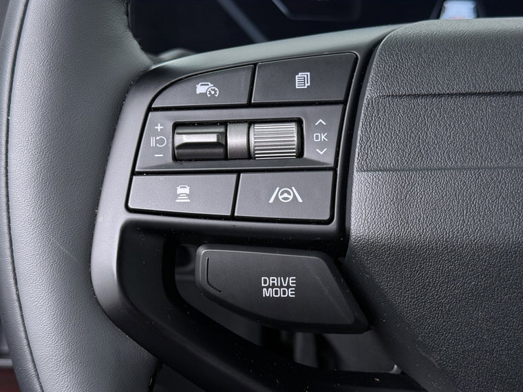 Vehicle Image 27