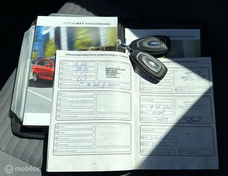 Vehicle Image 12
