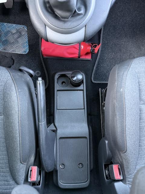 Vehicle Image 42
