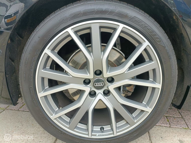 Vehicle Image 26