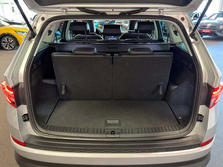 Vehicle Image 18