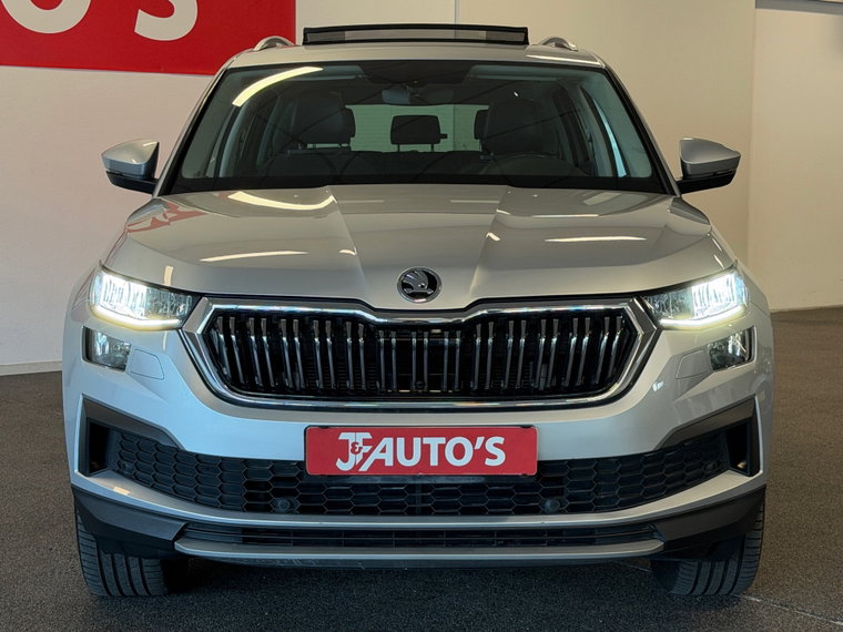 Vehicle Image 8