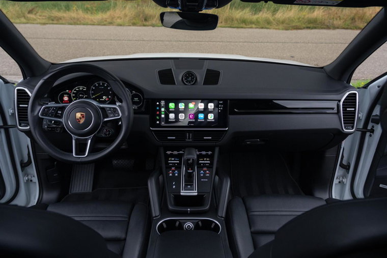 Vehicle Image 14