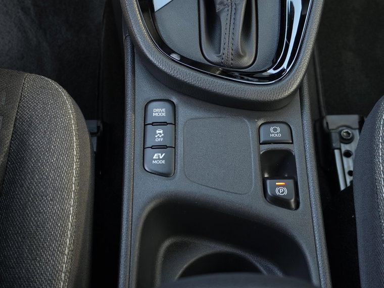 Vehicle Image 30