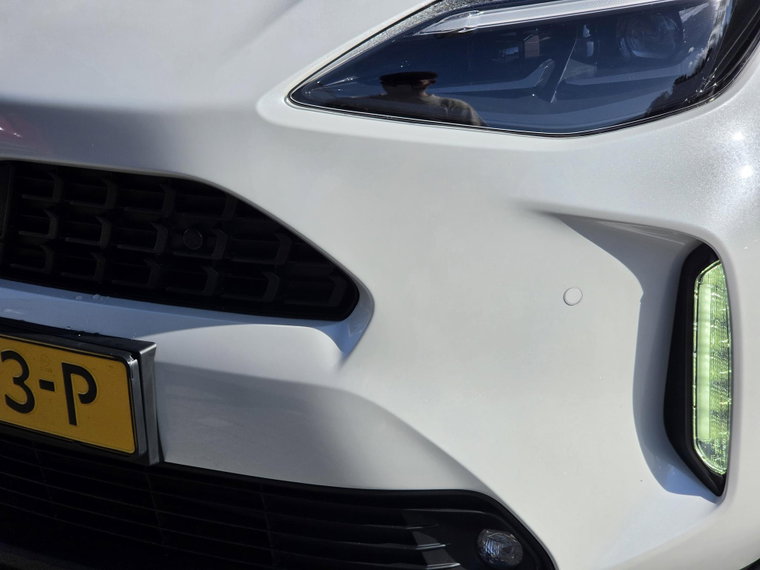 Vehicle Image 9
