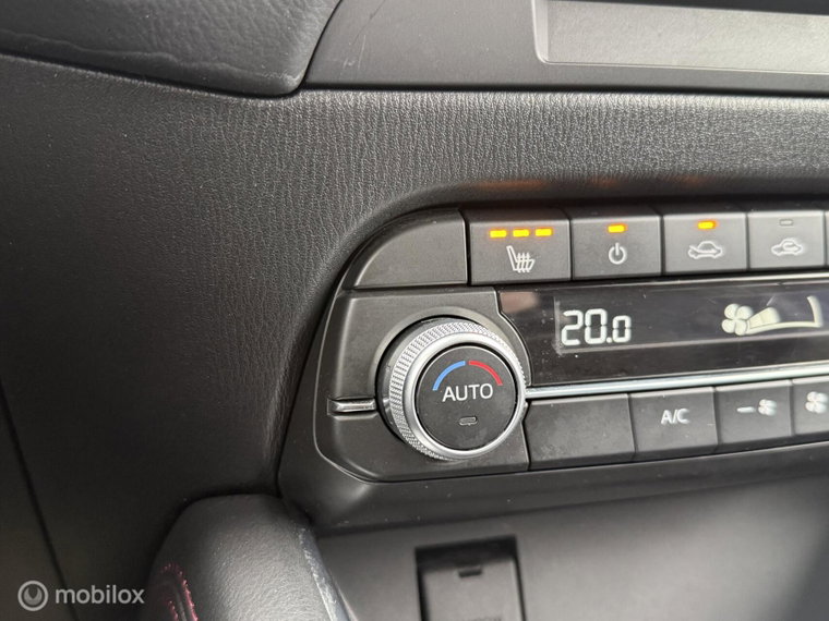 Vehicle Image 28