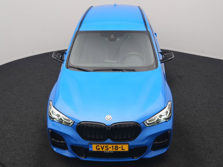 Vehicle Image 35