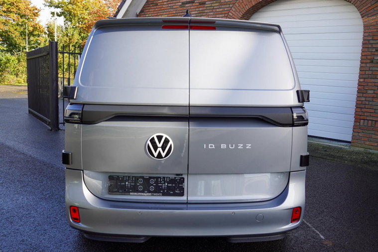 Vehicle Image 19
