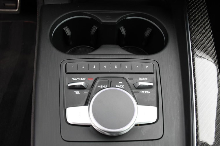Vehicle Image 23