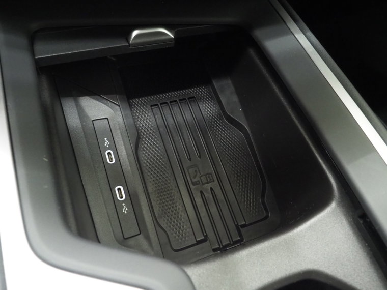 Vehicle Image 39